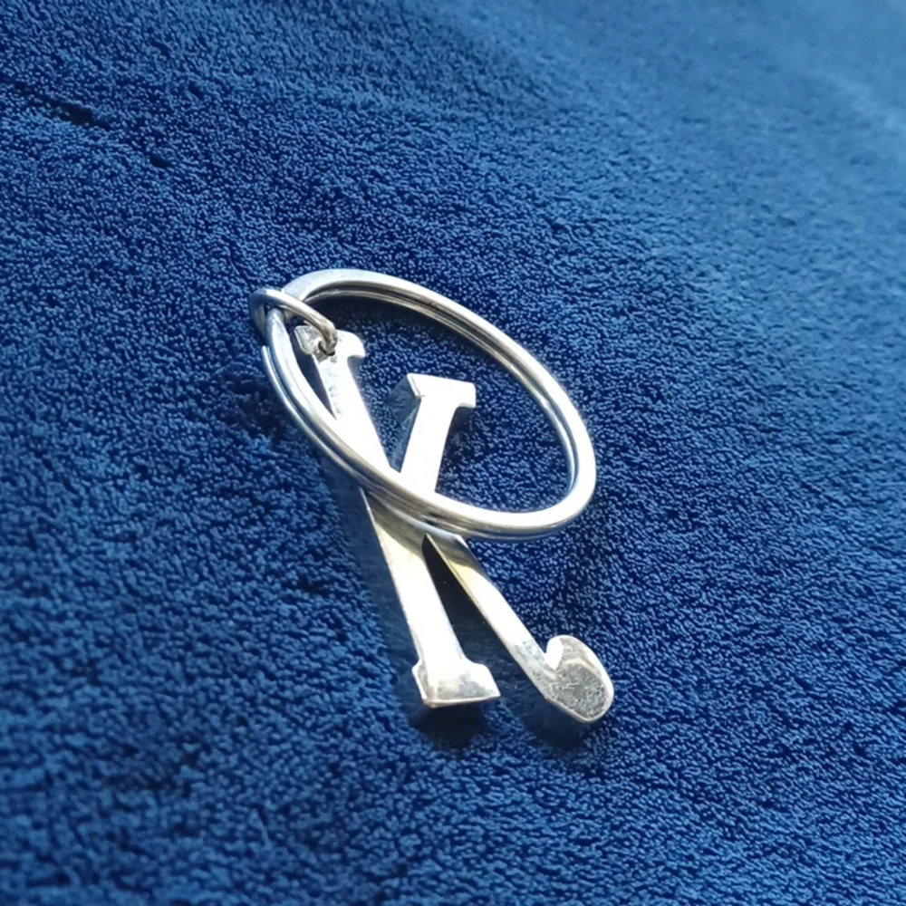 🥰 Letter "K" Keyring!🔑 - Picture 5 of 12